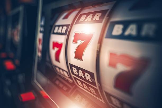 kuatbet mobile app interface showing live dealer lobby and sportsbook navigation